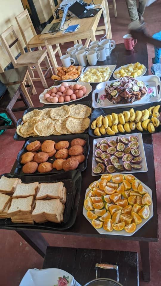 Nyungwe Village Kitabi Екстериор снимка