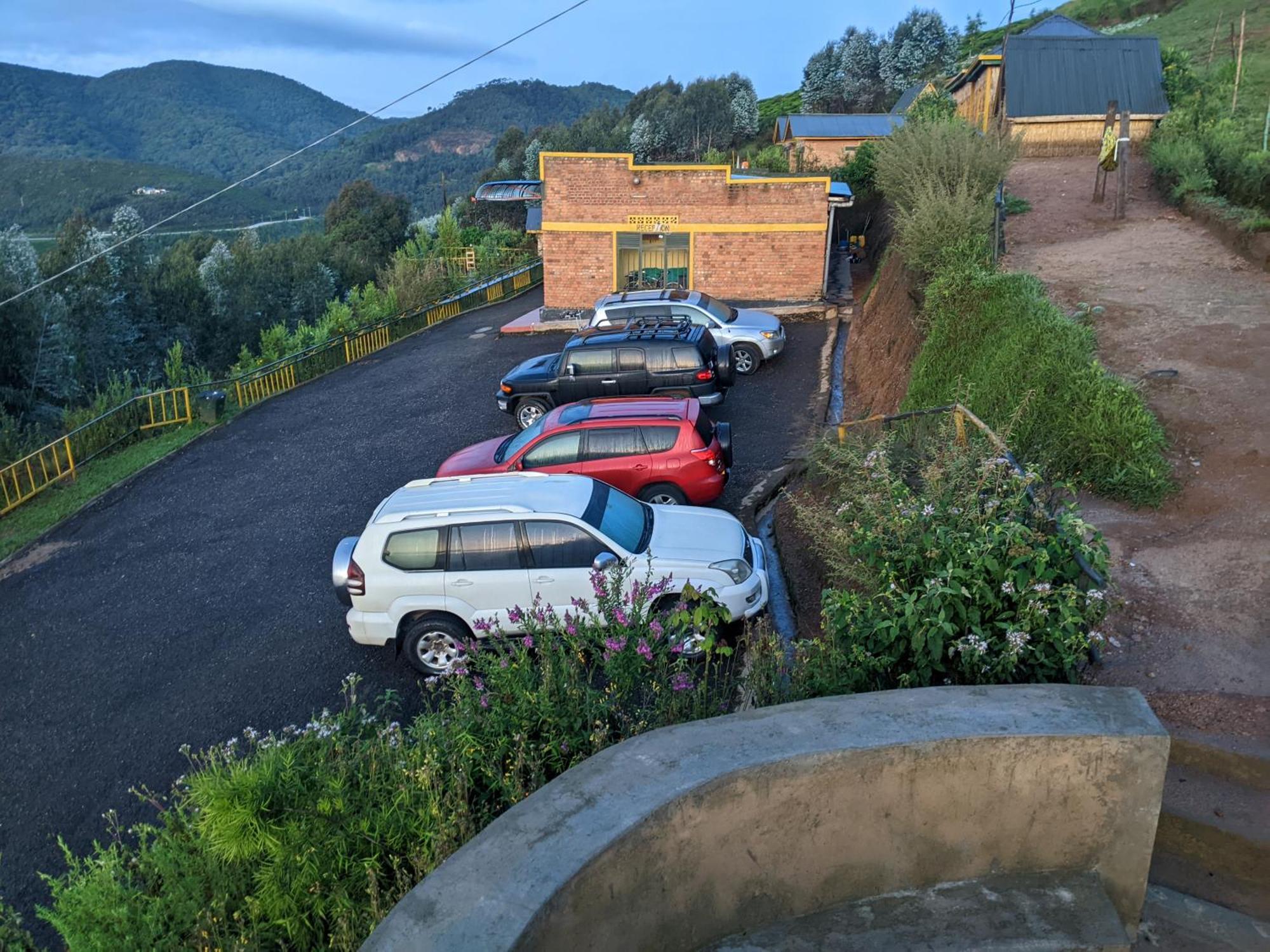 Nyungwe Village Kitabi Екстериор снимка